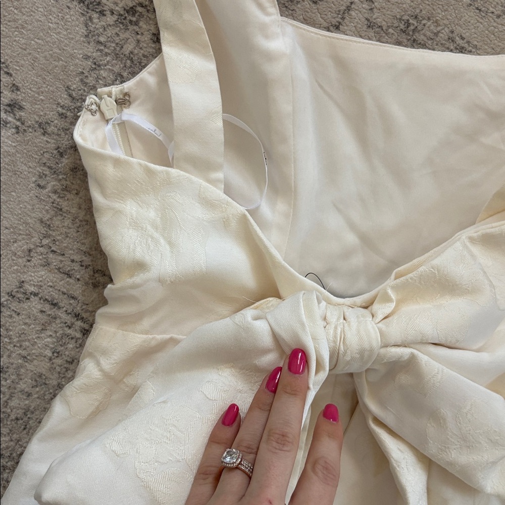 Lulus Flirtatious Poise Ivory Jacquard Bow Back Mini Dress Size Large NWT Bridal - Picture 10 of 11